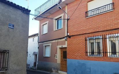 Vista exterior de Casa o xalet en venda en Navahermosa amb Terrassa