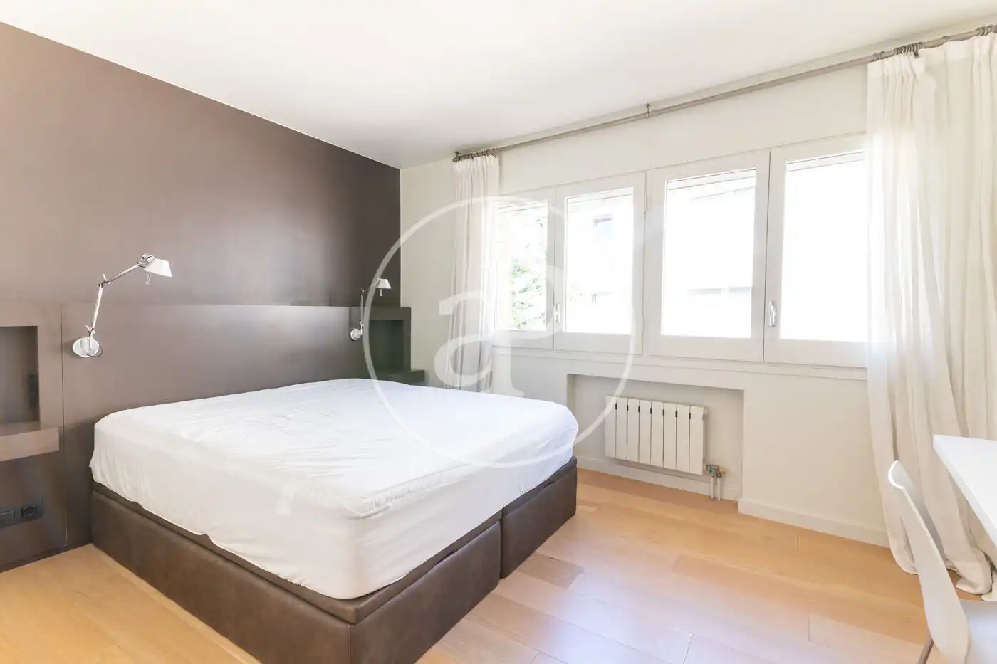 Bedroom of Flat for rent in Barcelona  with Air Conditioner, Heating and Terrace