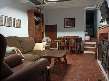 Casa en venda a Cambil