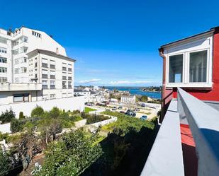 Vista exterior de Casa o xalet en venda en Ribadeo amb Calefacció, Jardí privat i Terrassa