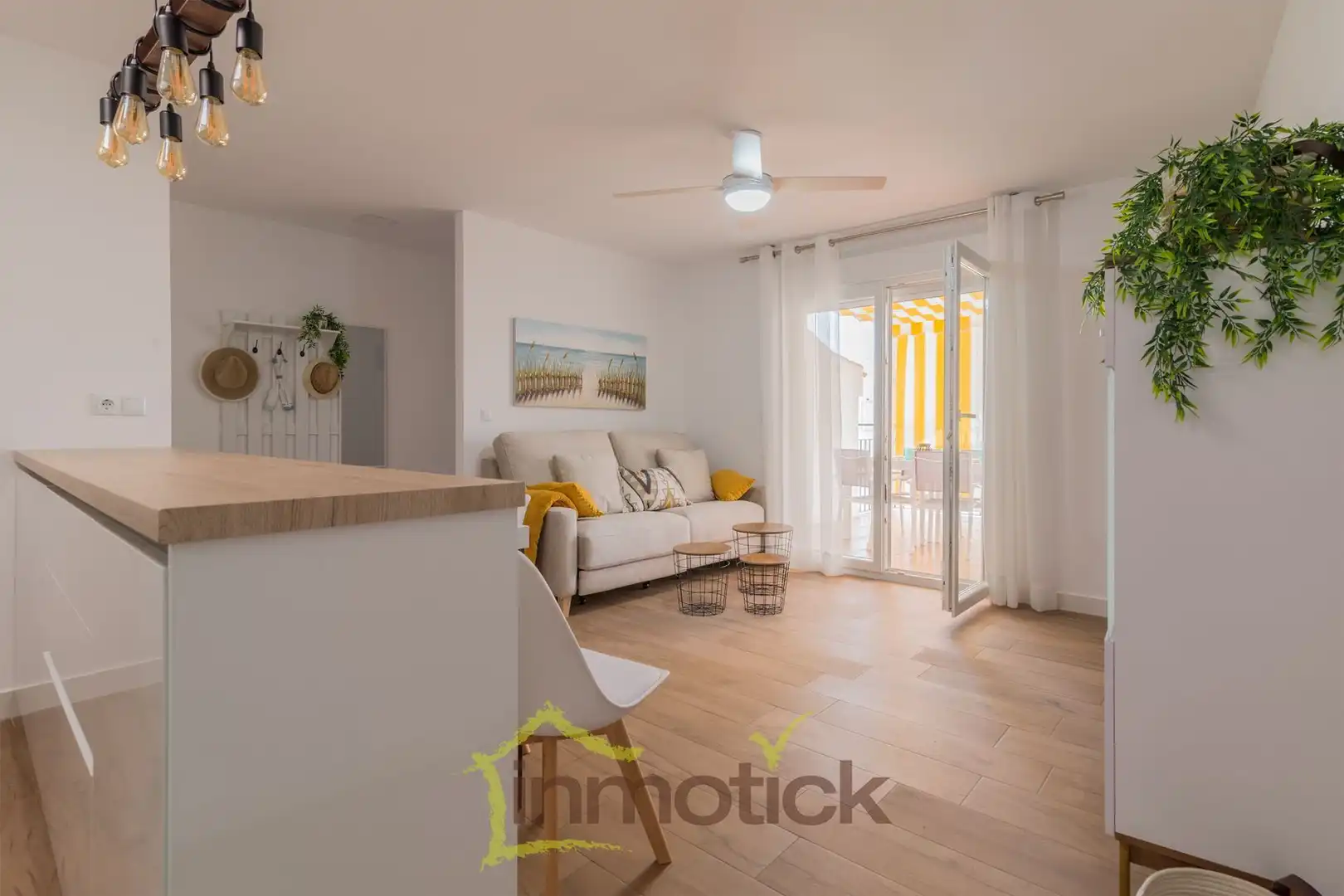 Wohnzimmer von Dachboden zur Miete in Punta Umbría mit Terrasse und Möbliert