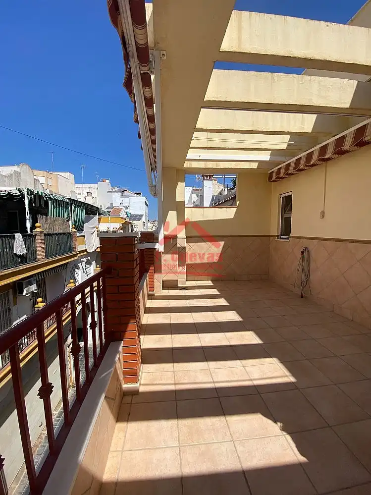 Vista exterior de Apartament en venda en Vélez-Málaga amb Aire condicionat, Calefacció i Terrassa