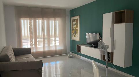 Foto 2 de Pis en venda a Carrer de la Rutlla, Eixample Sud – Migdia, Girona