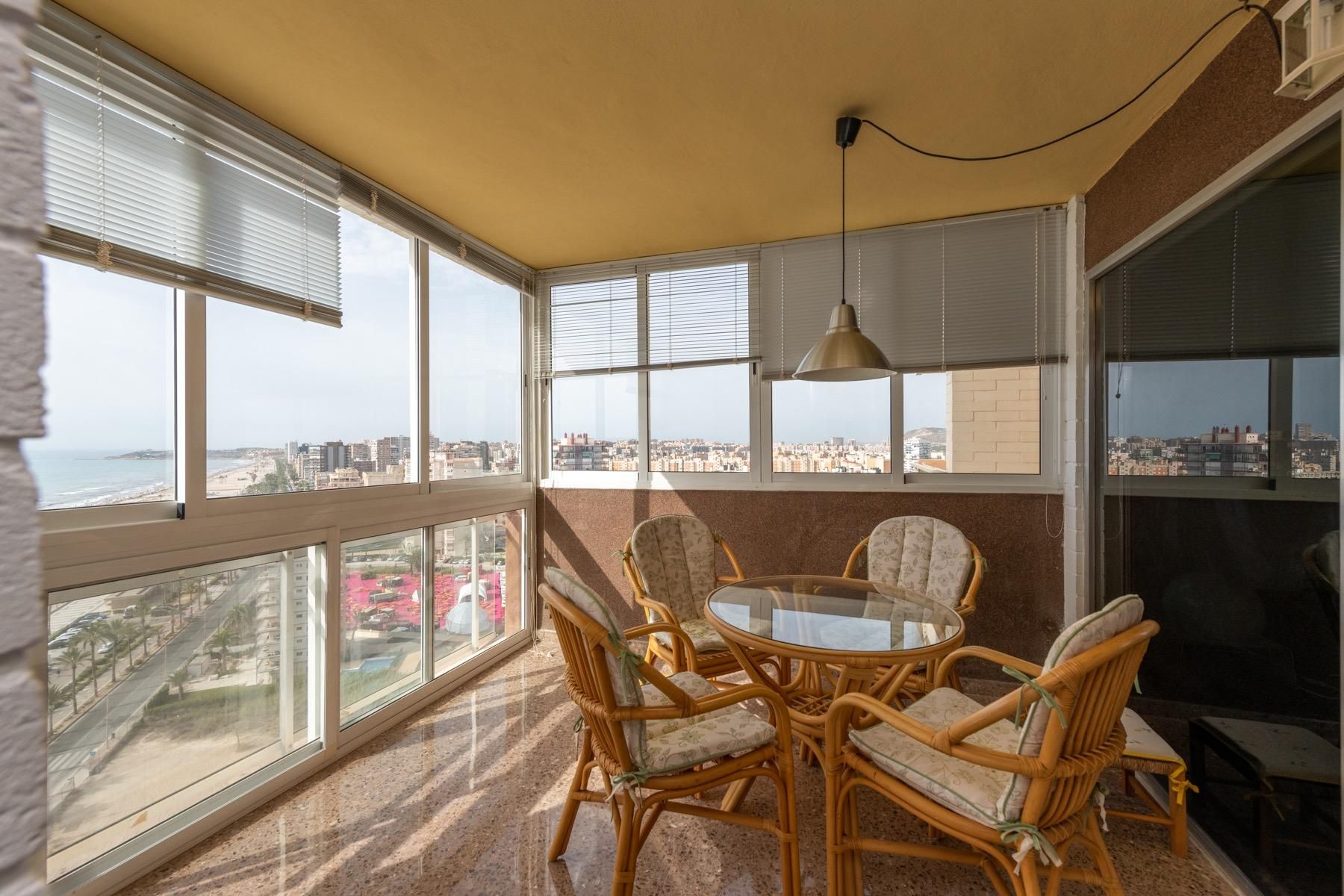 Bedroom of Flat to rent in Alicante / Alacant  with Air Conditioner and Terrace