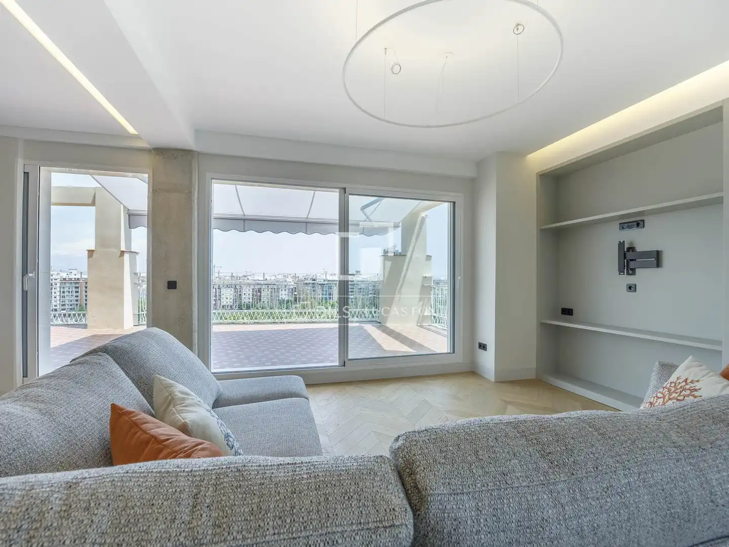 Living room of Attic for rent in Valencia  with Air Conditioner, Heating and Parquet flooring