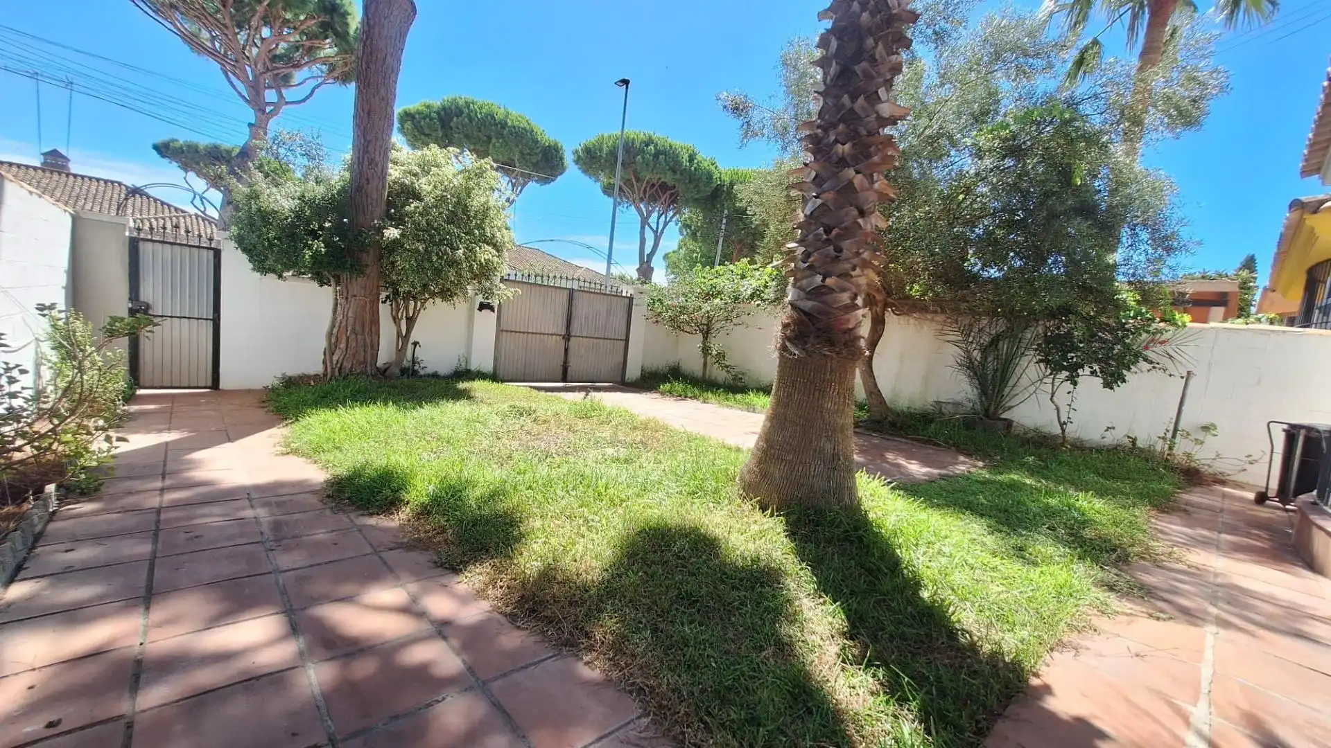 Jardín de Casa o chalet de alquiler en Chiclana de la Frontera con Jardín privado y Piscina