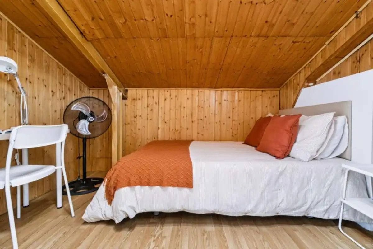 Bedroom of Houses for share in Madrid  with Heating, Furnished and Oven