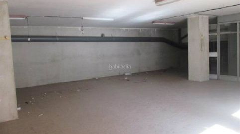 Image 2 of the listing