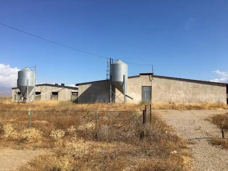 Exterior view of Industrial buildings for sale in Huéneja