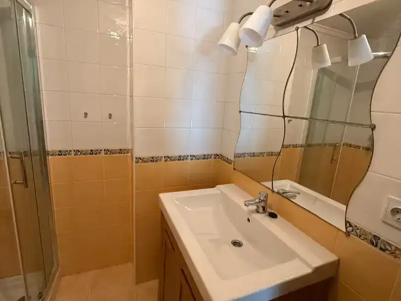 Bany de Pis en venda en Siero