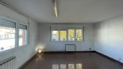 Foto 3 de Casa adosada en venda a Canigo, Maçana, Salt