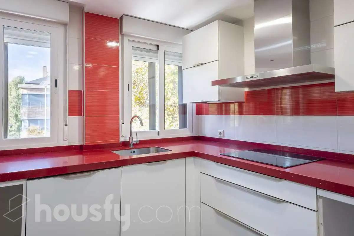 Flat for rent in Avenida de Madrid, Santa Bárbara - La Zaporra