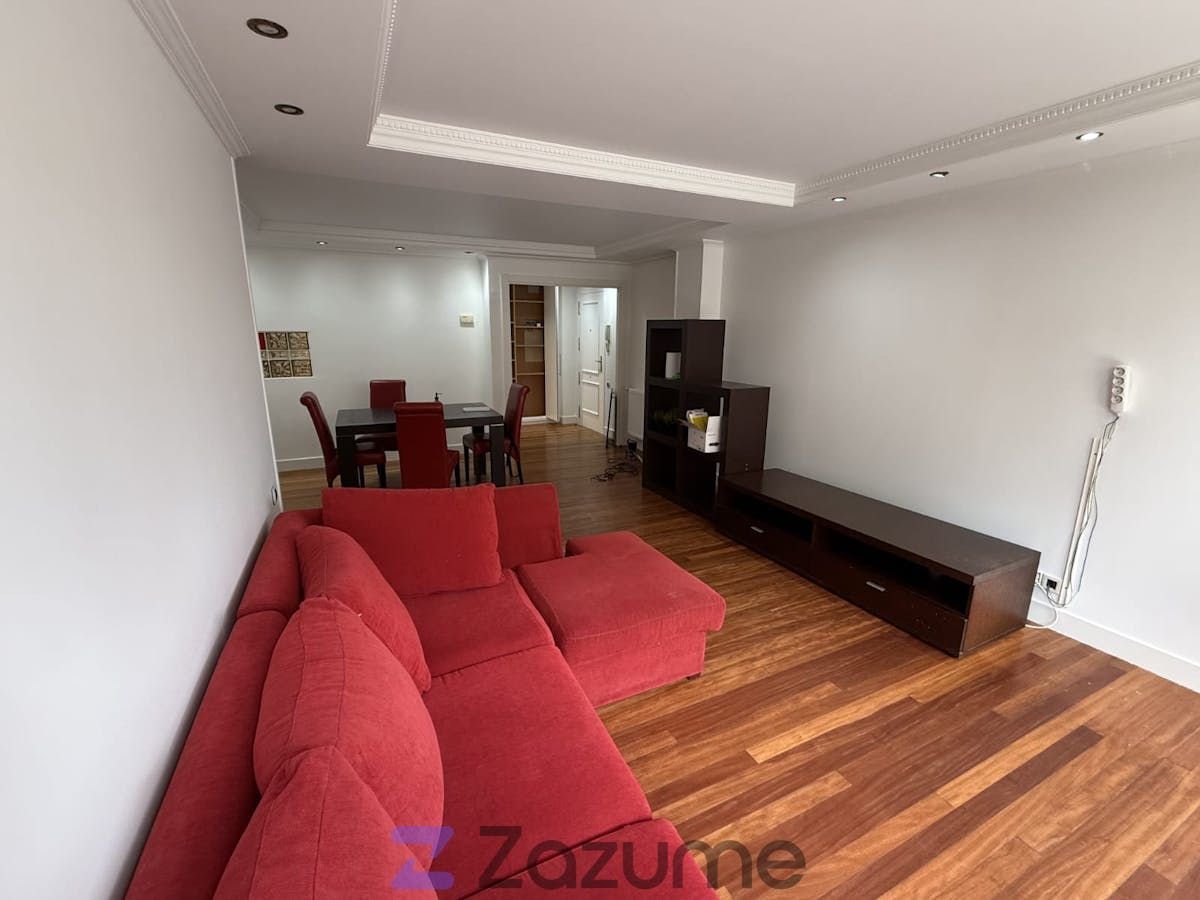 Pis de lloguer a C. de la Vía, Playa Ostende