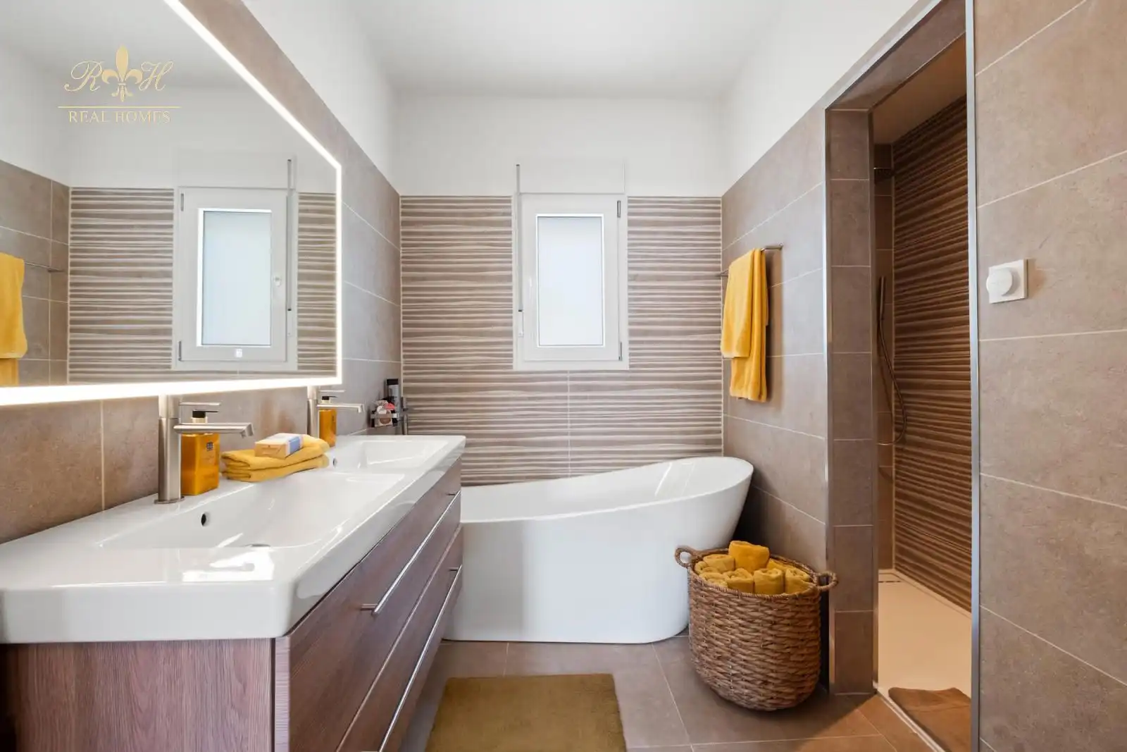 Baño de Casa o chalet en venta en La Nucia con Aire acondicionado, Piscina y Amueblado