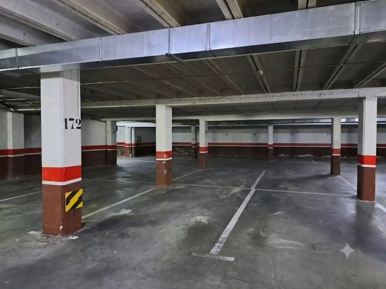 Parkplatz von Wohnung zur Miete in Burgos mit Heizung, Parkett und Terrasse