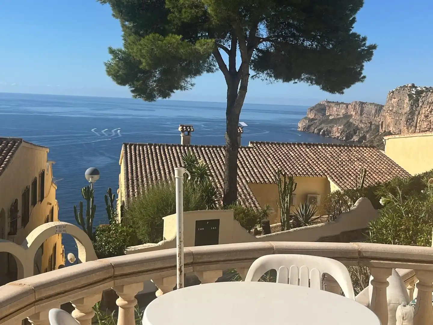 Bungalow with pool for sale in Cumbre del Sol, imagen 7