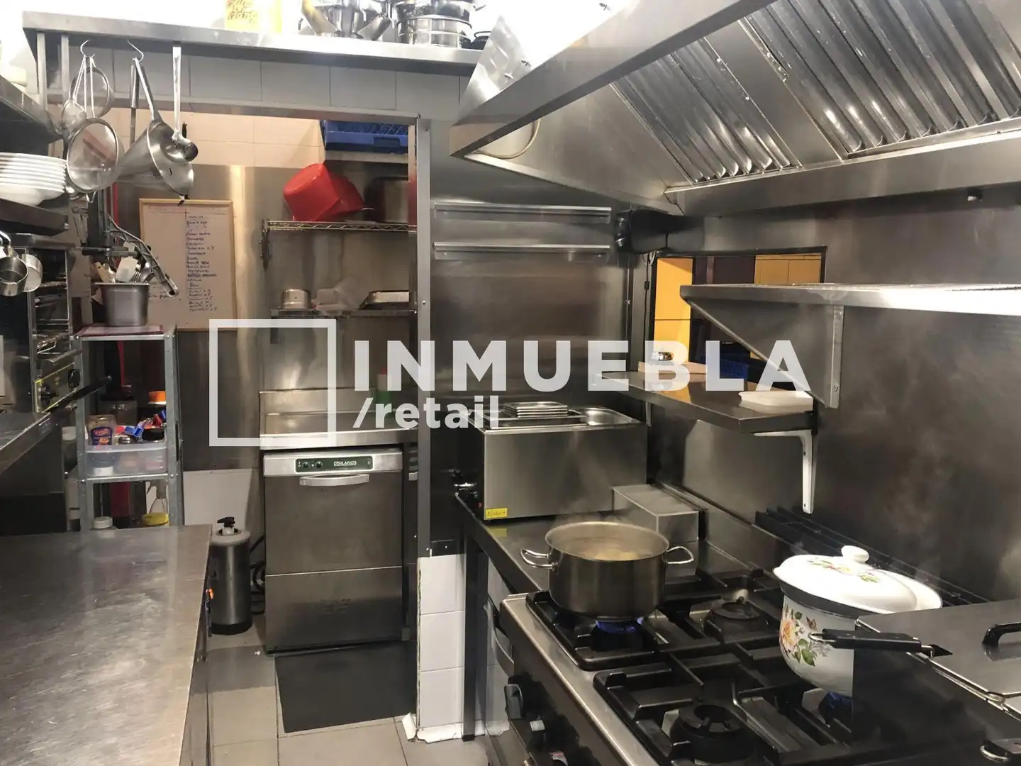 Cocina de Local de alquiler en Barcelona con Aire acondicionado, Terraza y Amueblado