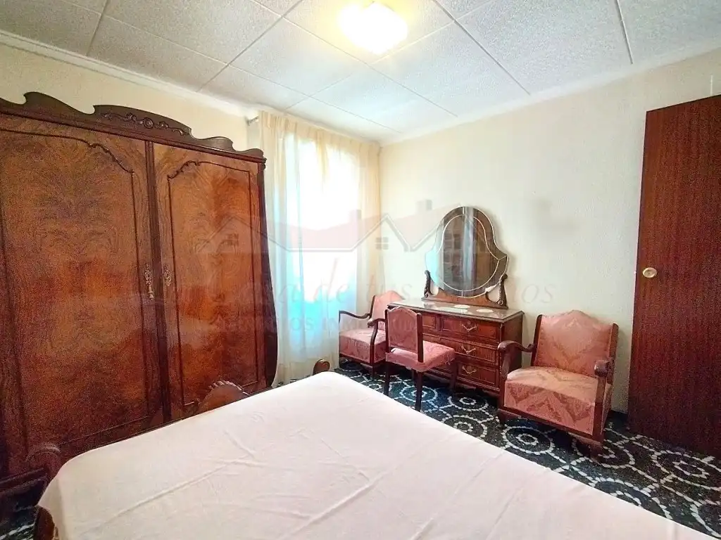 Schlafzimmer von Wohnung zum Verkauf in Sax