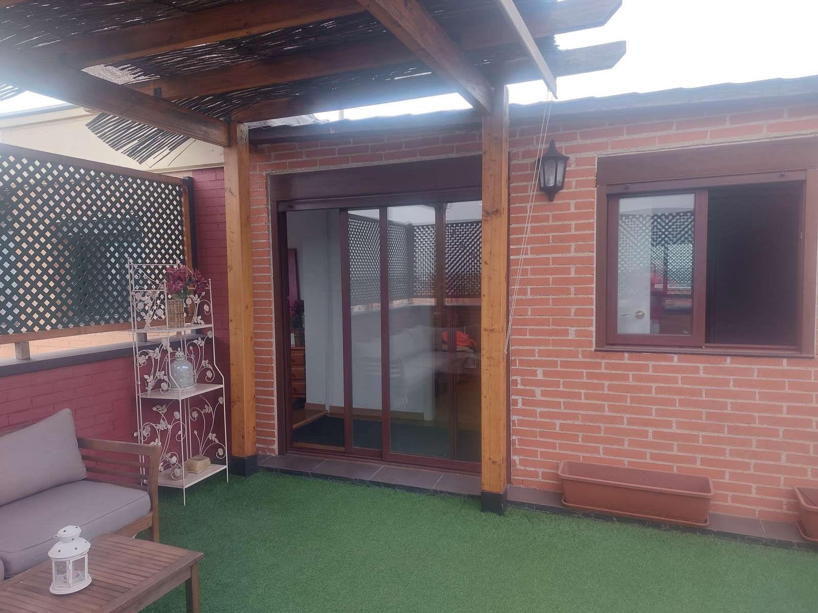 Terrace of Flat to share in  Madrid Capital  with Air Conditioner and Terrace