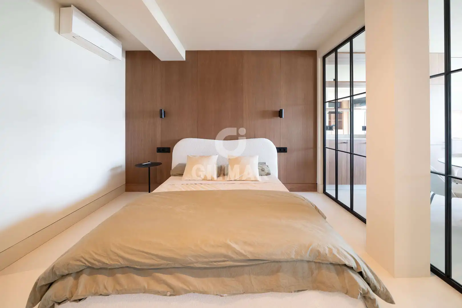 Bedroom of Flat for sale in Madrid  with Heating, Furnished and Balcony