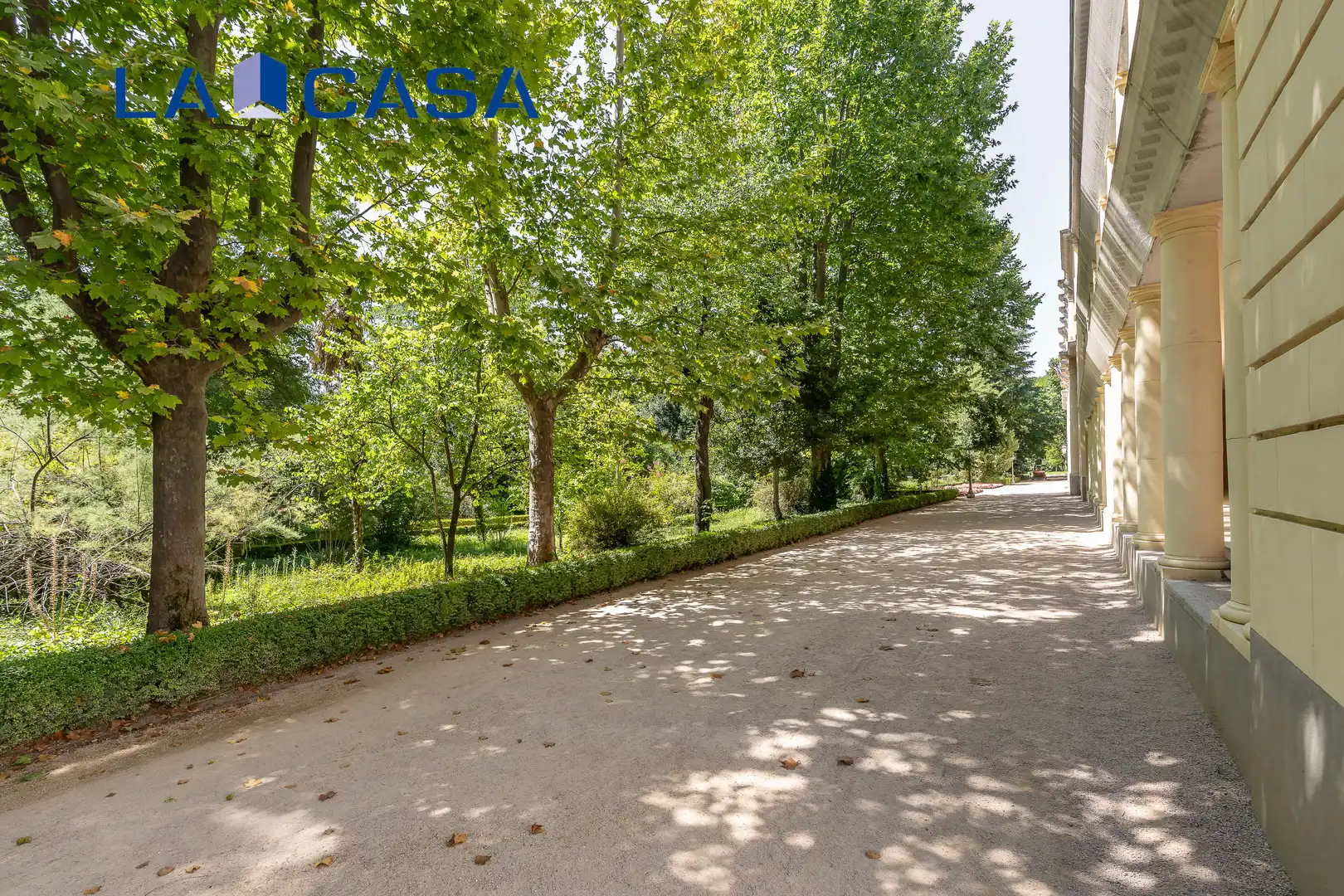 Vista exterior de Piso en venta en Madrid con Calefacción, Terraza y Trastero