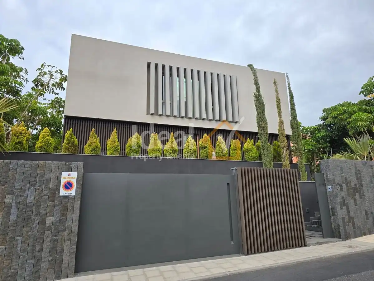 Casa o chalet en venta en La Caleta