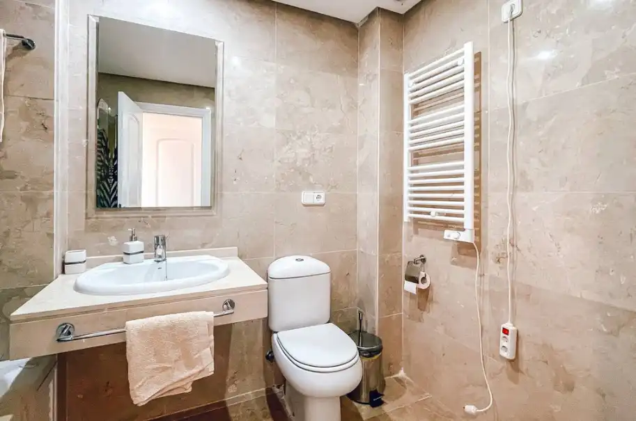 Appartamento con piscina in vendita a La Duquesa, imagen 11