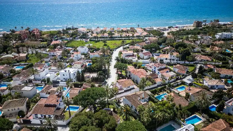 Chalet con piscina en venta en Elviria - Cabopino, imagen 15