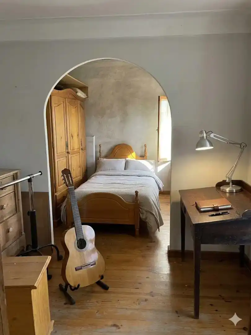 Dormitori de Casa adosada en venda en Torroja del Priorat amb Traster i Moblat