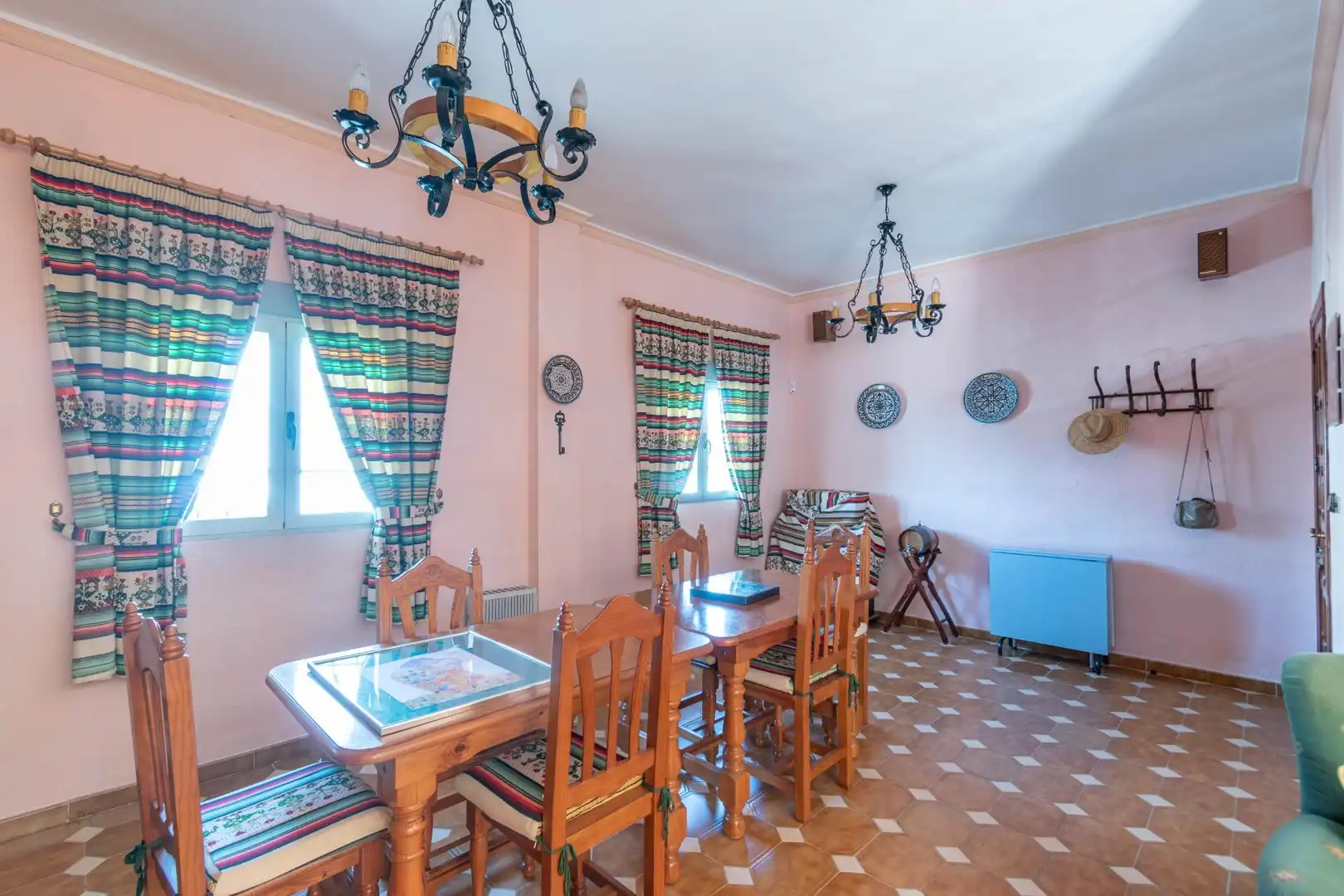 Dining room of Detached homes for sale in Jun  with Terrace, Furnished and Alarm
