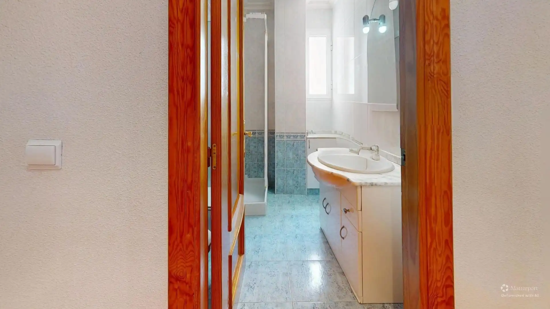 Bathroom of Flat for sale in Elche / Elx  with Air Conditioner and Heating