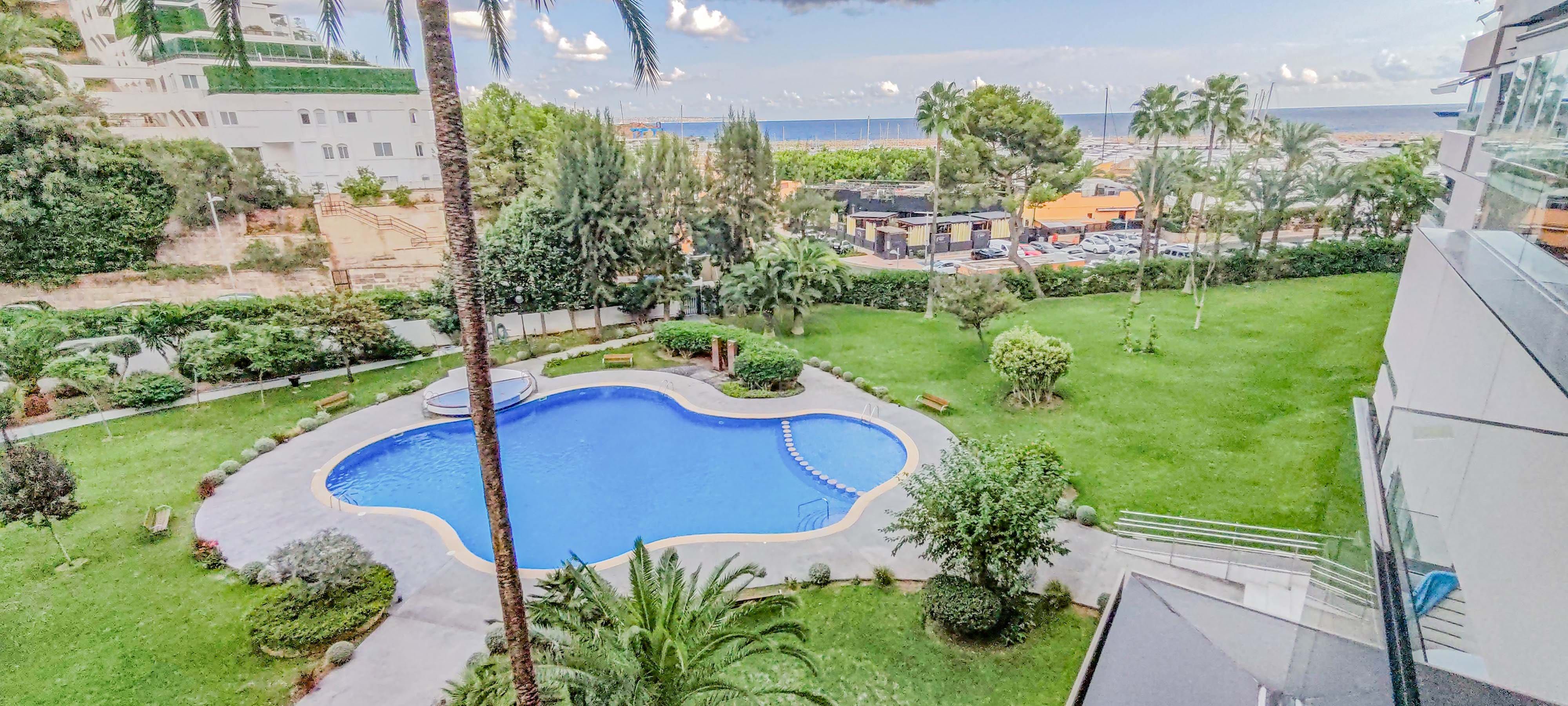 Piscina de Piso en venta en Calvià con Aire acondicionado, Calefacción y Terraza