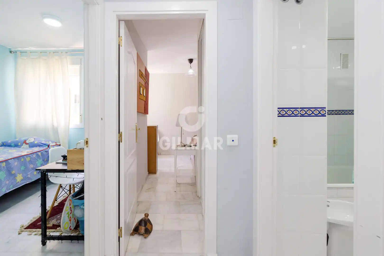 Piso en venta en Casares con Jardín privado, Trastero y Piscina
