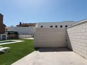 Exterior view of Detached homes for sale in Villanueva de la Cañada  with Air Conditioner, Heating and Private garden