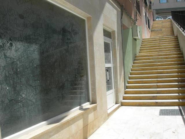 Local comercial en Venta en Macael