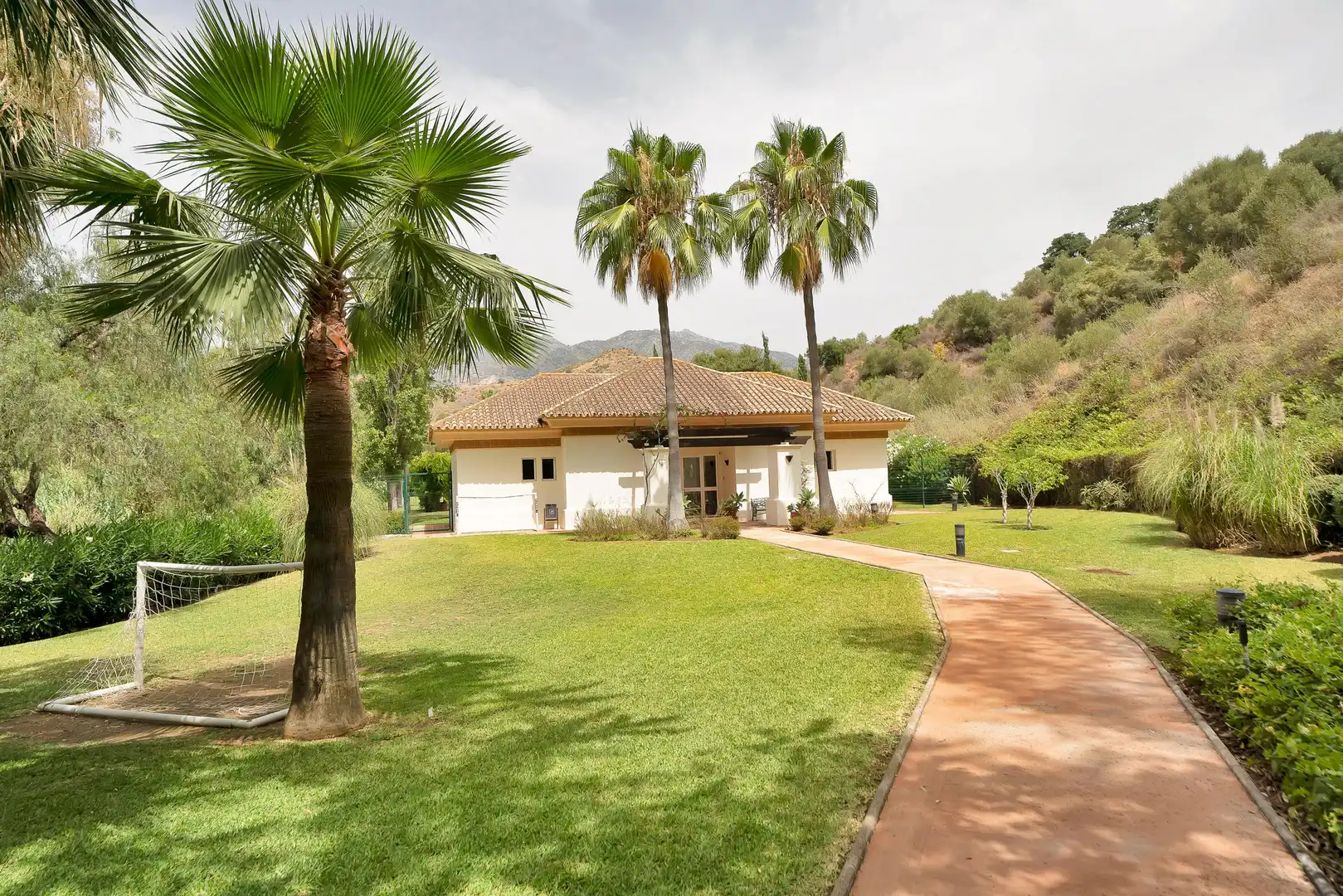 Garten von Wohnungen zur Miete in Marbella mit Klimaanlage, Heizung und Privatgarten