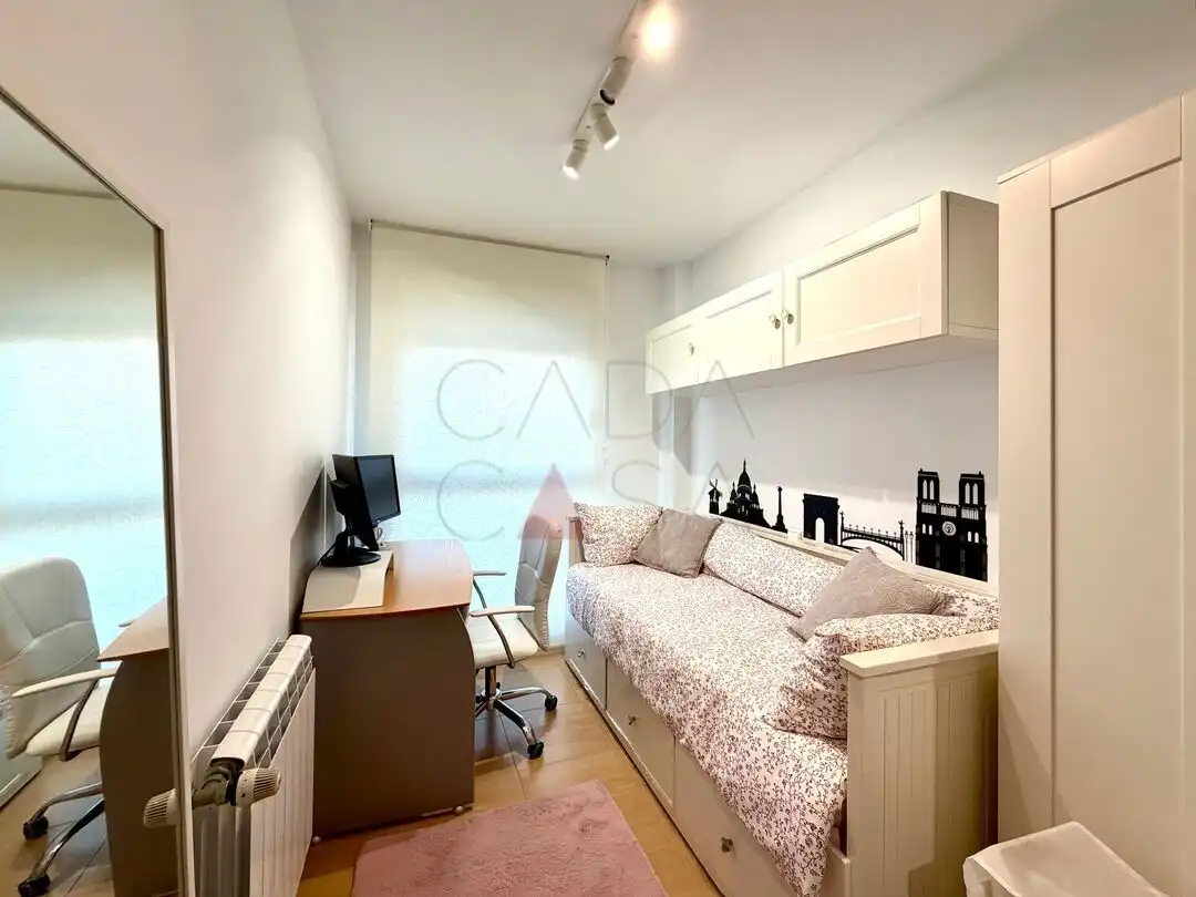 Schlafzimmer von Maisonette zum Verkauf in Miengo mit Heizung, Abstellraum und Möbliert