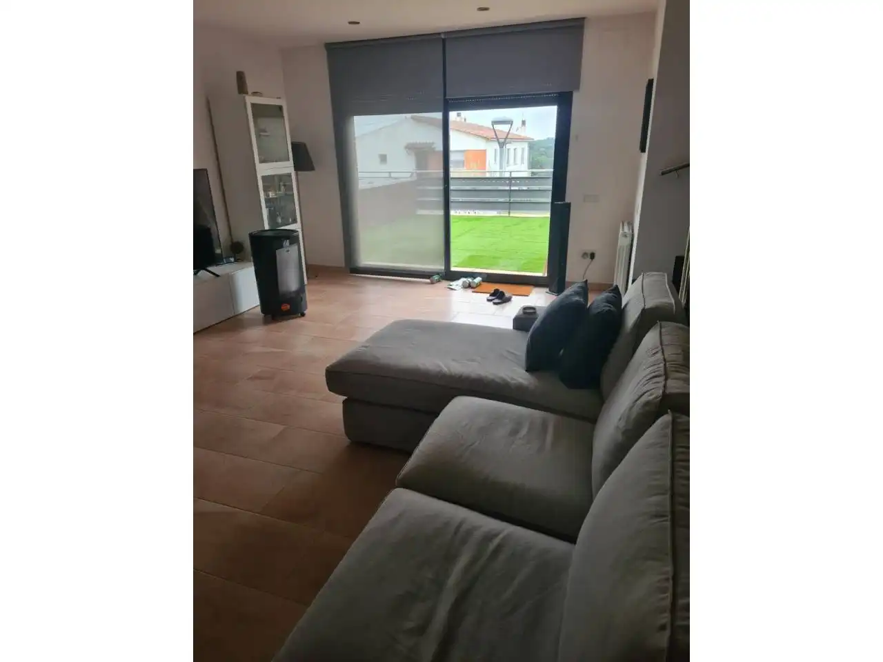 Sala de estar de Casa o chalet en venta en La Roca del Vallès con Aire acondicionado, Calefacción y Jardín privado