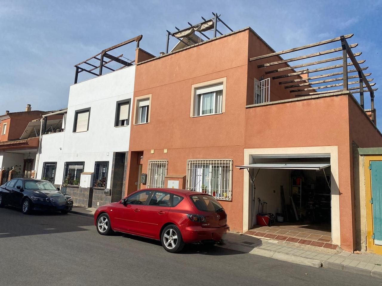 Vista exterior de Casa o xalet en venda en Cijuela amb Aire condicionat i Terrassa