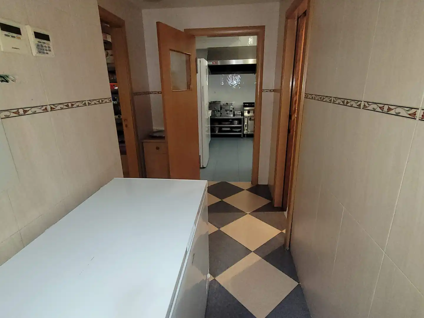 Cuina de Local en venda en Medina del Campo amb Aire condicionat i Moblat