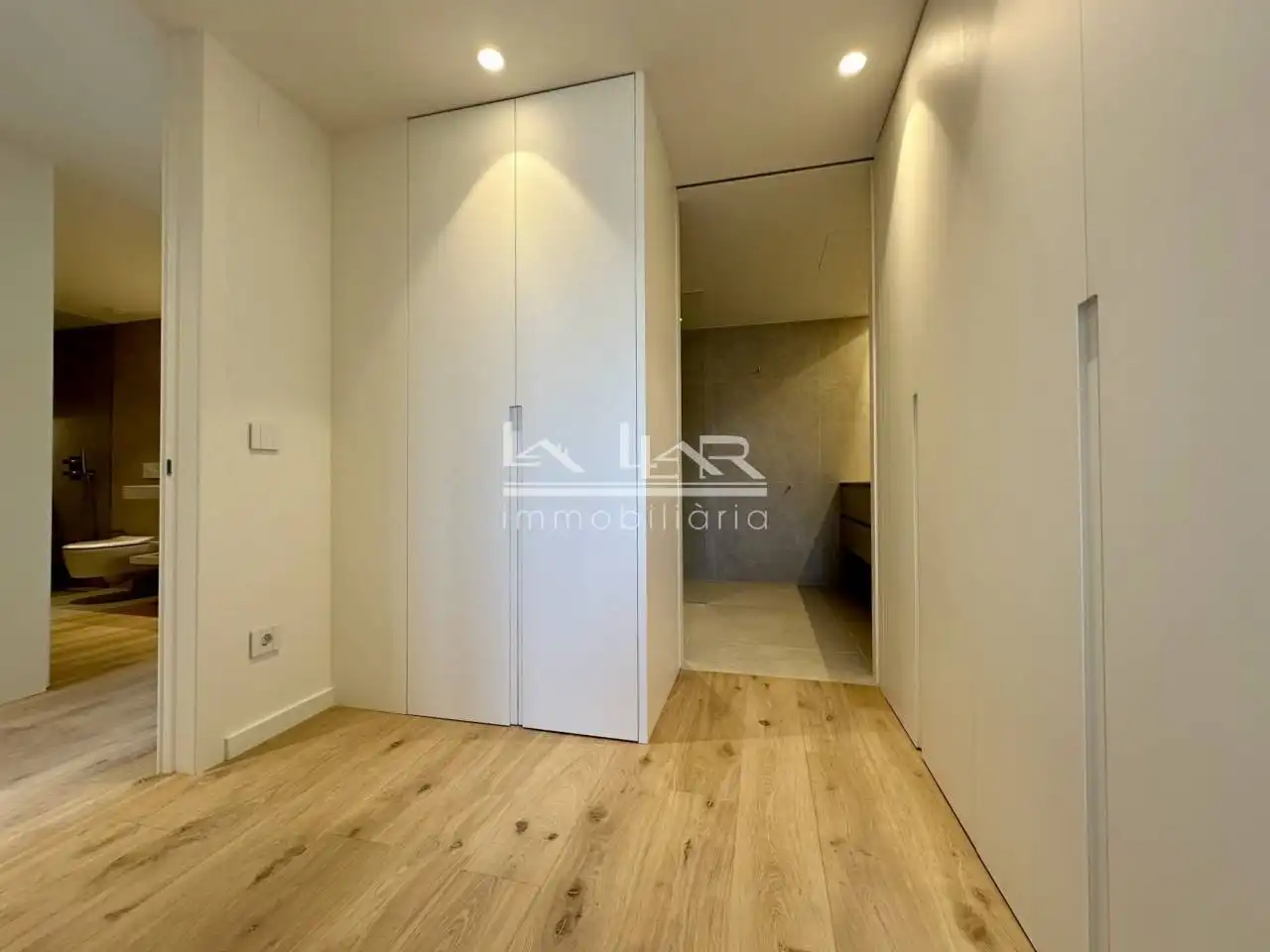 Bedroom of Flat for rent in Vic  with Air Conditioner, Heating and Parquet flooring