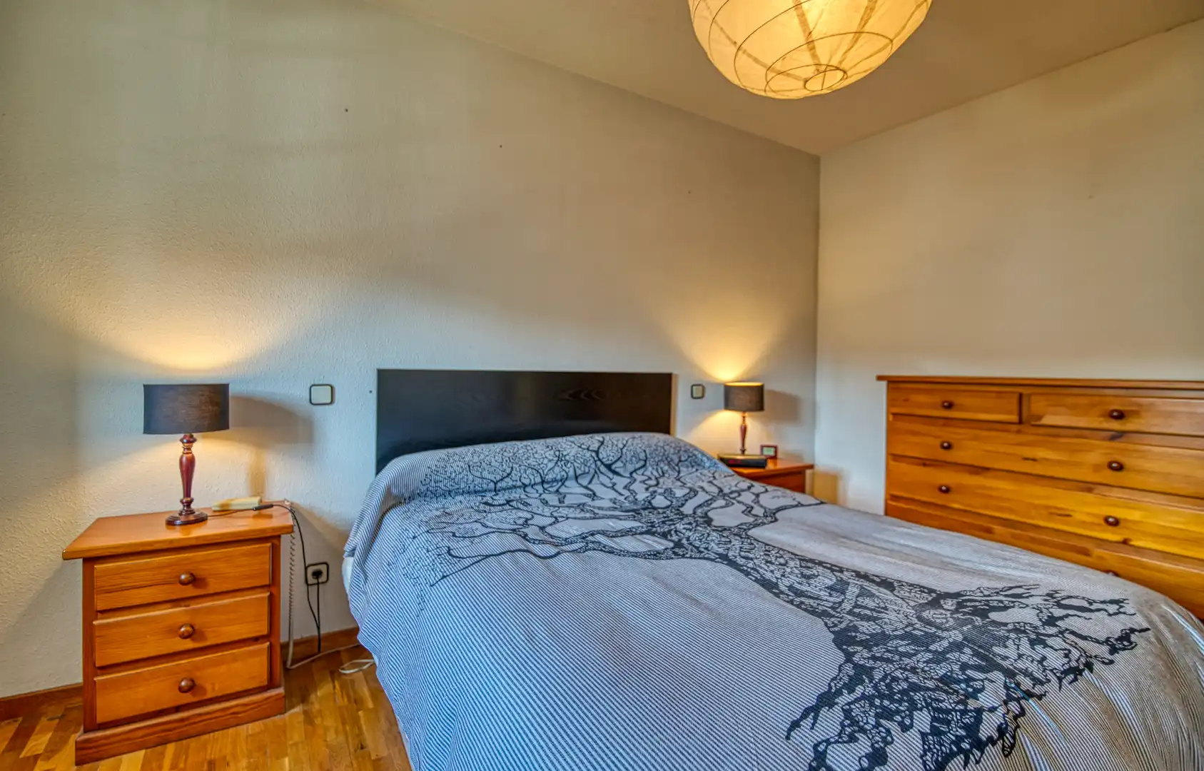 Habitación de Casa adosada en venta en Ávila con Calefacción, Trastero y Amueblado