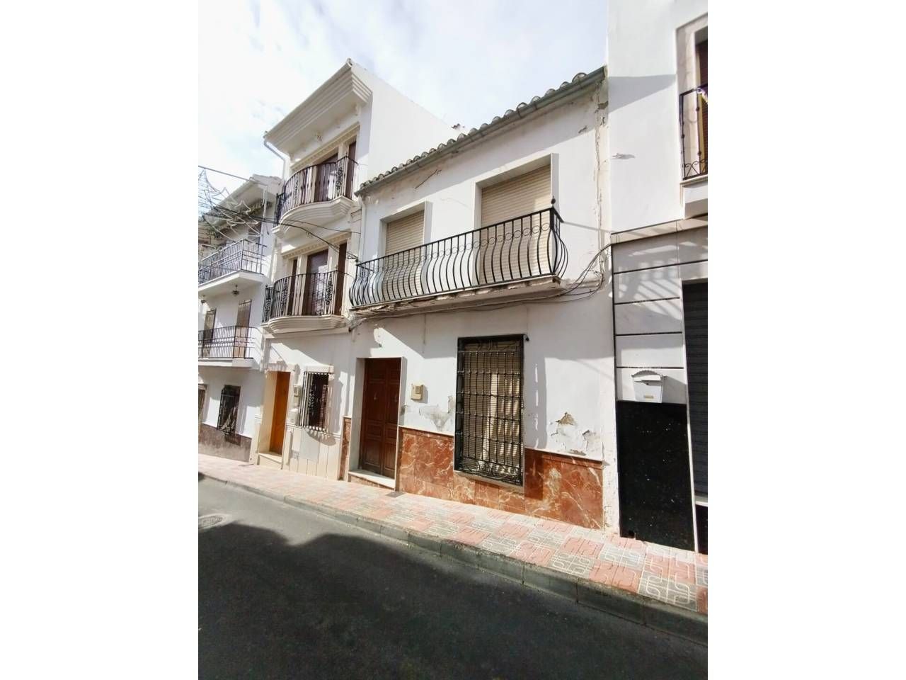 Vista exterior de Casa o xalet en venda en Algarinejo amb Terrassa