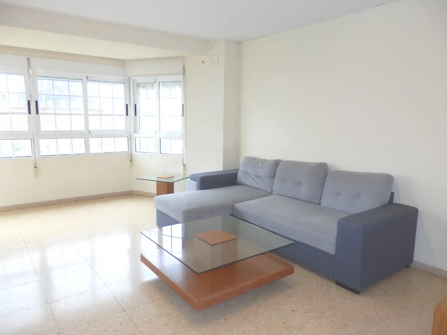 Sala de estar de Piso de alquiler en Valencia con Aire acondicionado, Amueblado y Horno