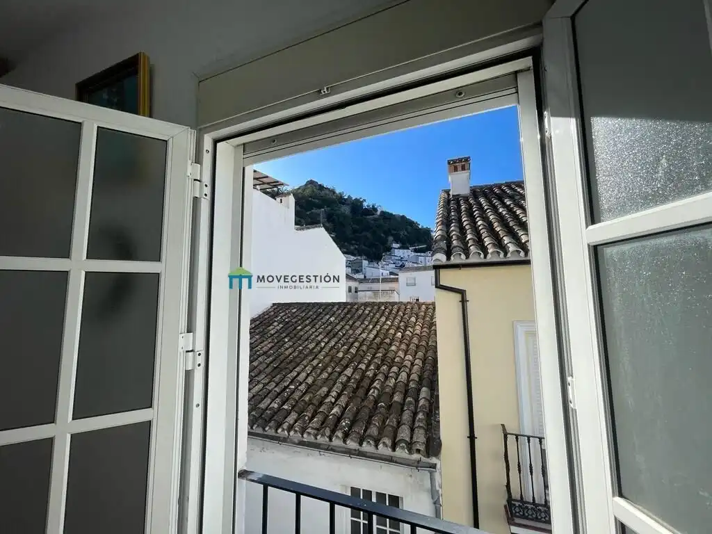 Commercial properties for rent in Casco antiguo - Convento - Caldereto