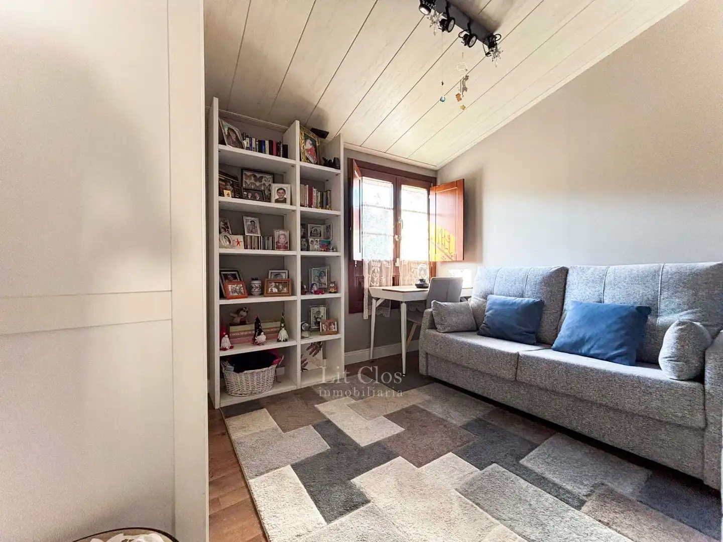 Sala de estar de Casa adosada en venta en O Barco de Valdeorras   con Internet