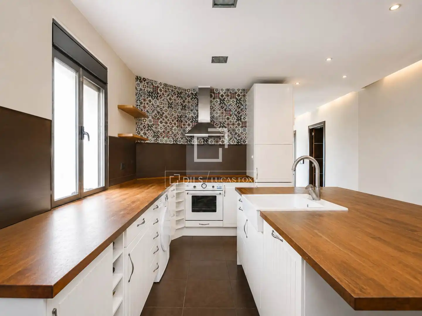 Kitchen of Attic for sale in Madrid  with Air Conditioner, Heating and Terrace