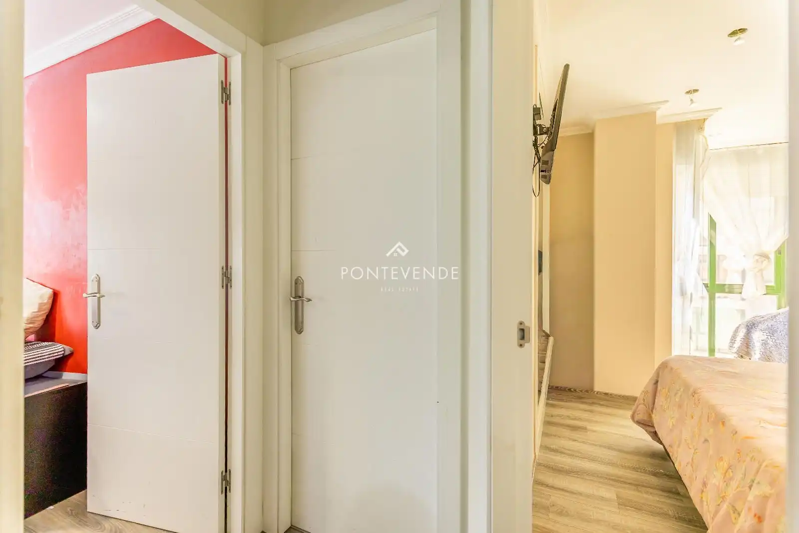 Piso en venta en Teixugueiras, Alcabre