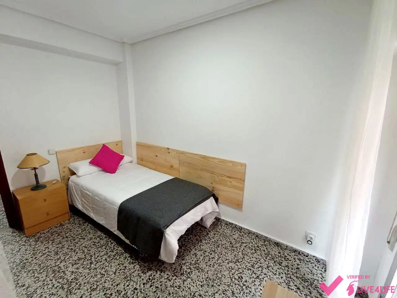 Schlafzimmer von Wohnung zur Miete in Valencia mit Terrasse und Möbliert