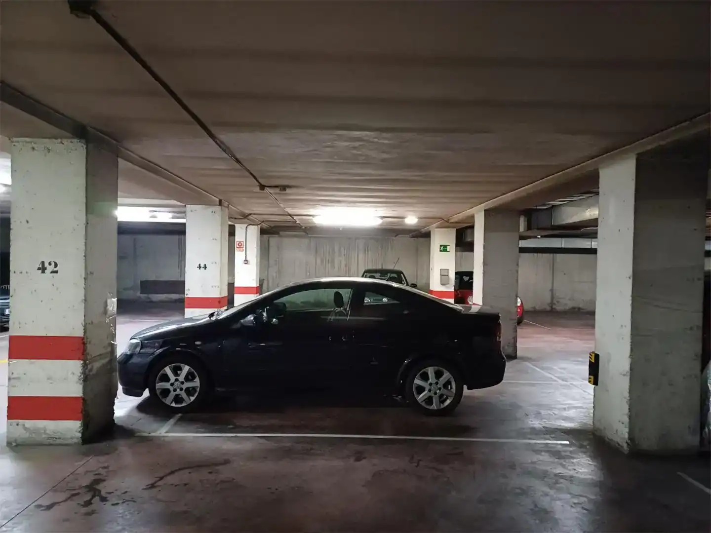 Aparcament de Garatge en venda en Avilés